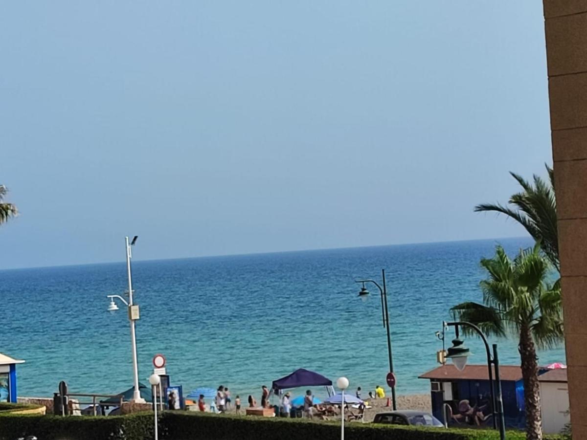 Casa Playa Guadalmar, Beautiful Apartment In Front Of The Sea, Wifi, Ac, Smart Tv, Private Parking Málaga Kültér fotó