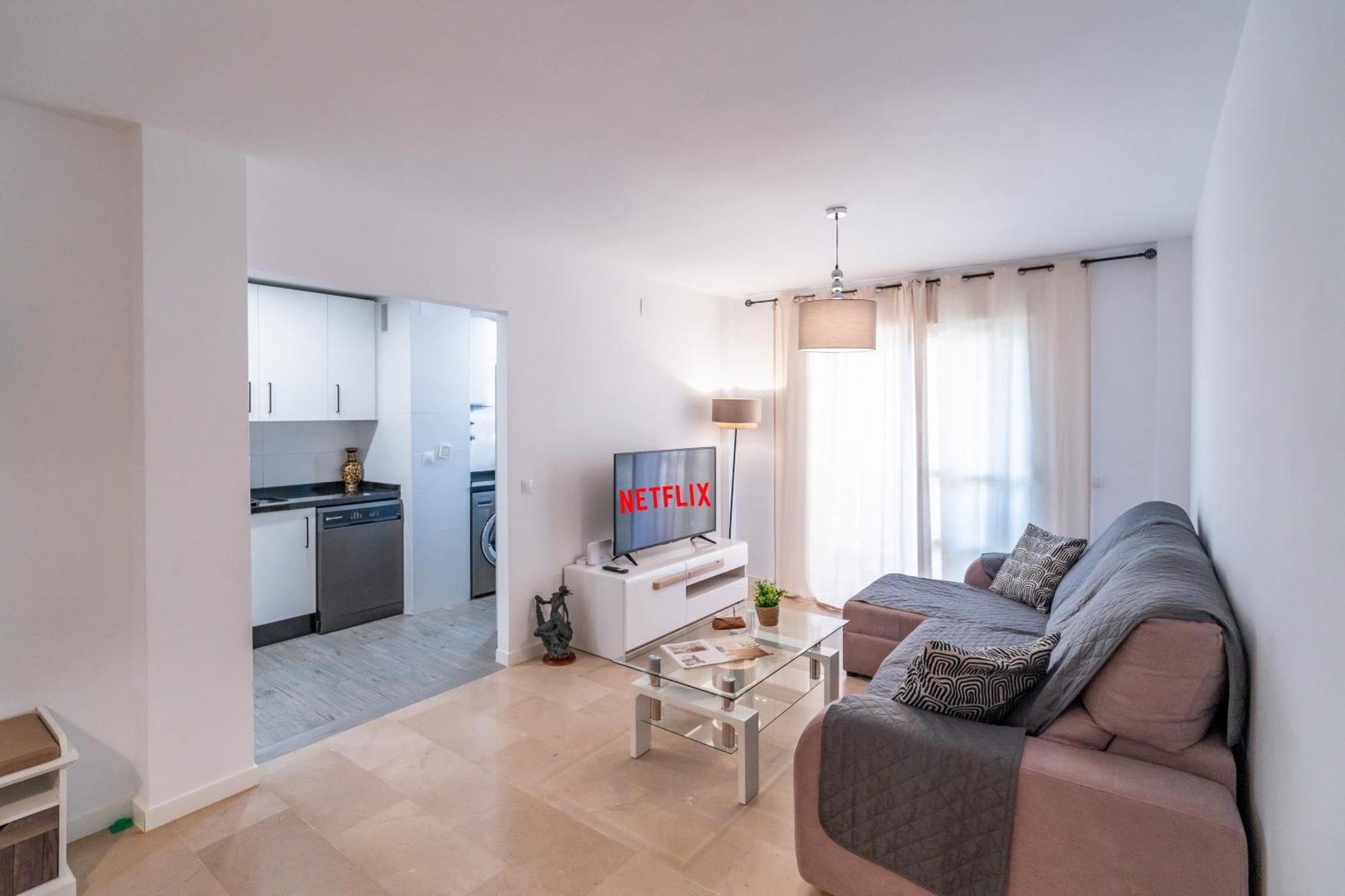 Casa Playa Guadalmar, Beautiful Apartment In Front Of The Sea, Wifi, Ac, Smart Tv, Private Parking Málaga Kültér fotó
